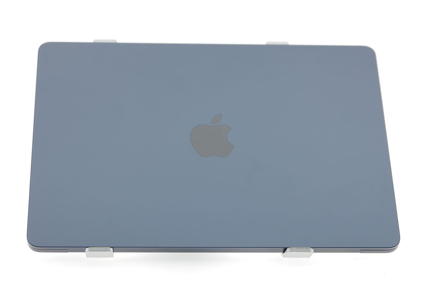 Apple MacBook Air 13″ 2022, M2 8 Cores, 8 GB, 8 core GPU 256 GB Midnight - Πολύ καλό