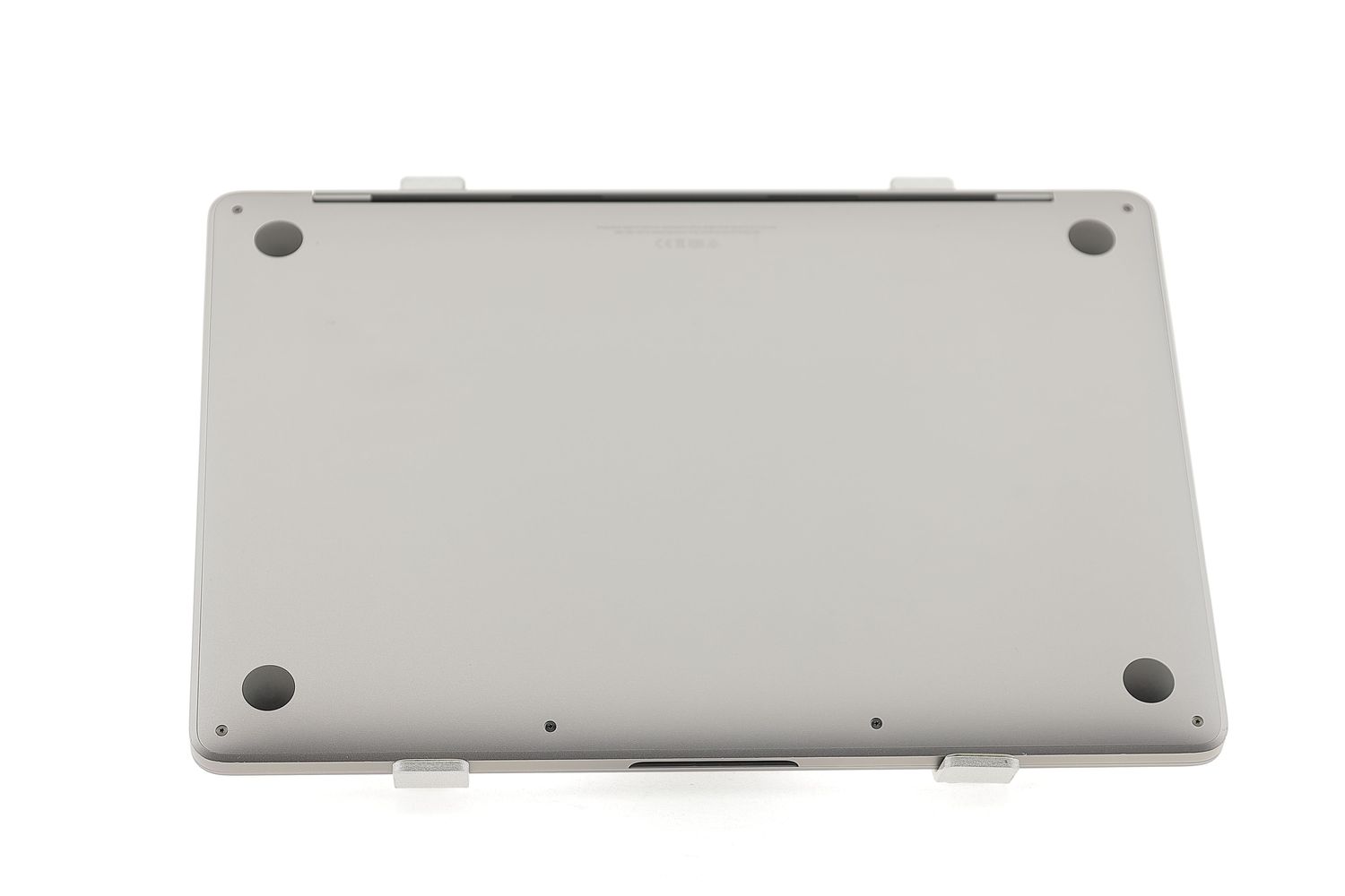 Apple MacBook Pro 13″ Touch Bar 2019, i5 1.4 GHz, 8 GB, Iris Plus Graphics 645 256 GB Space Gray