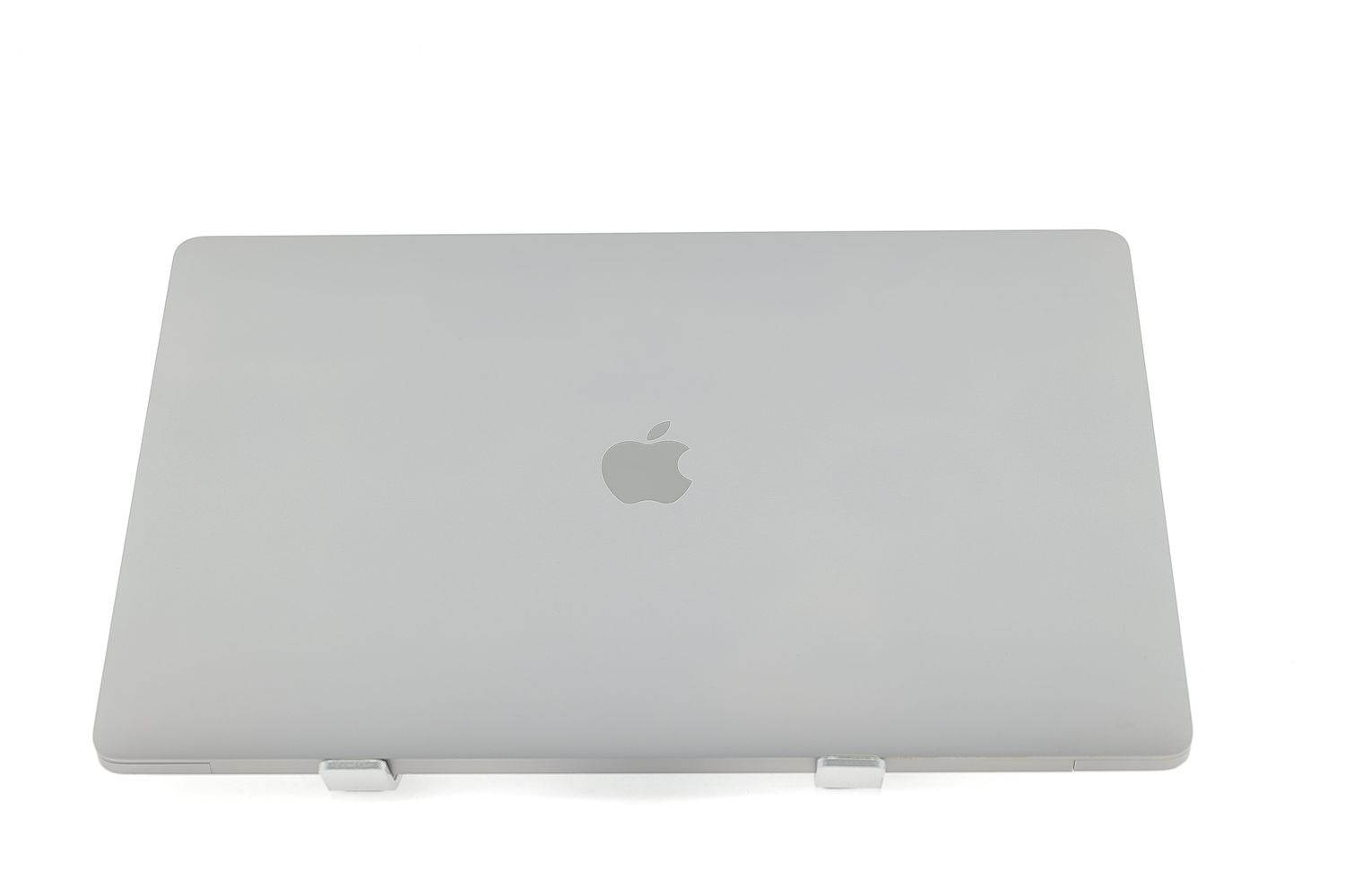 Apple MacBook Pro 16″ Touch Bar 2019, i7 2.6 GHz, 16 GB, AMD Radeon Pro 5300M 512 GB Space Gray - Foarte bun