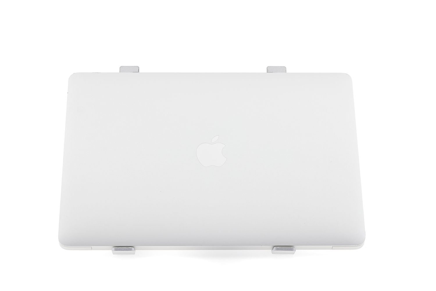 Apple MacBook Air 13″ 2020, M1 8 Cores, 8 GB, 7 core GPU 256 GB Silver - Kiváló