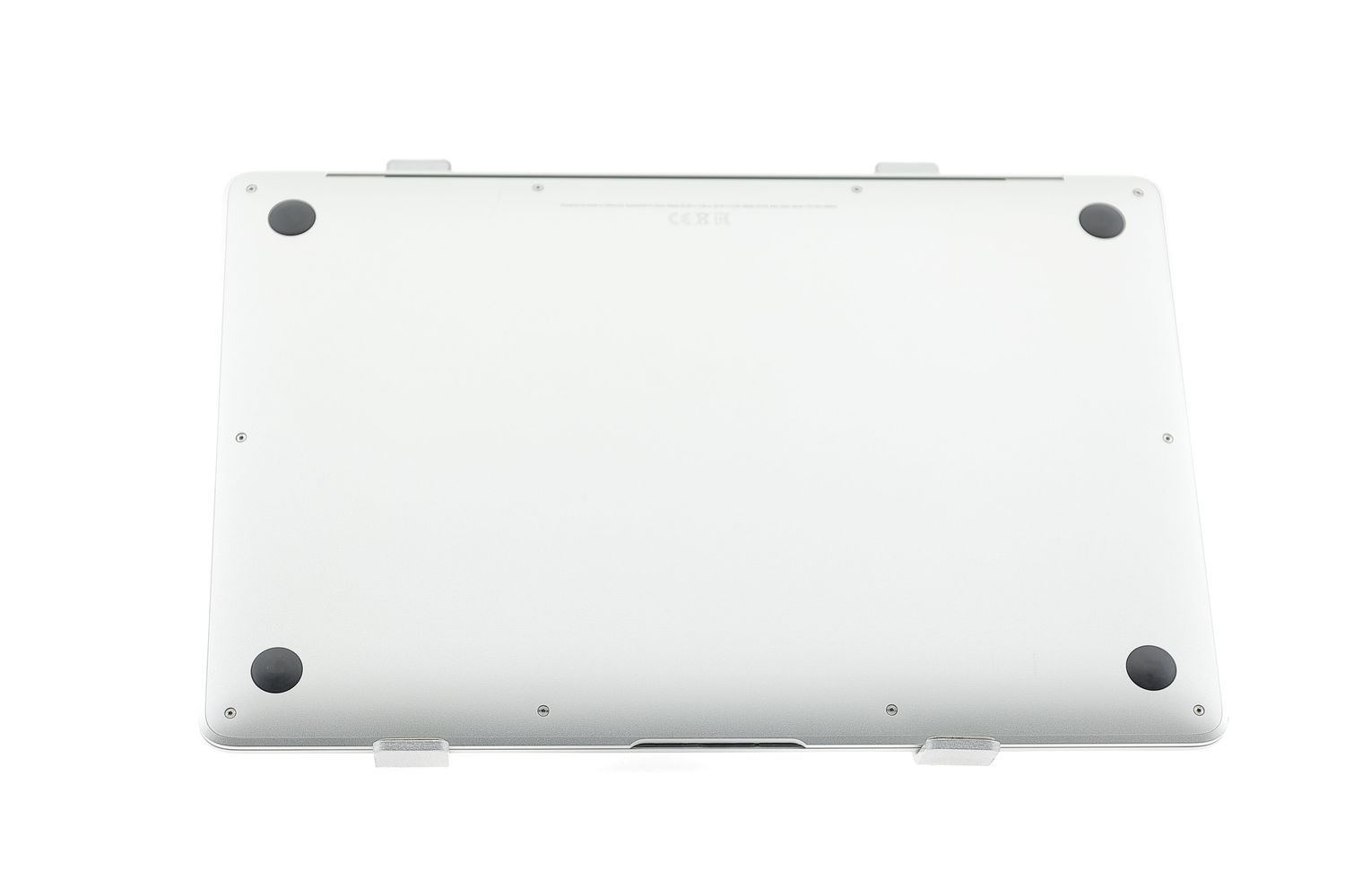 Apple MacBook Air 13″ 2020, i3 1.1 GHz, 8 GB, Intel Iris Plus 256 GB Silver - Ca nou