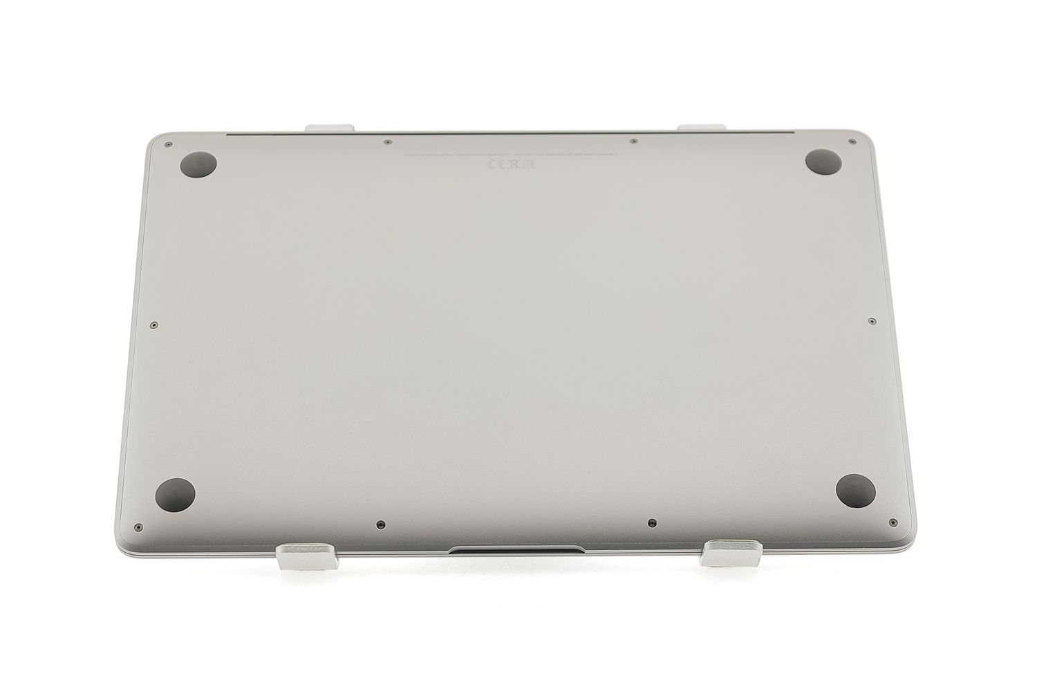 Apple MacBook Air 13″ 2020, M1 8 Cores, 8 GB, 7 core GPU 256 GB Space Gray - Kiváló