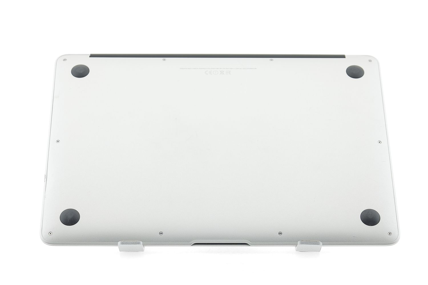 Apple MacBook Air 13″ 2017, i5 1.8 GHz, 8 GB, HD Graphics 6000 128 GB Silver - Отлично