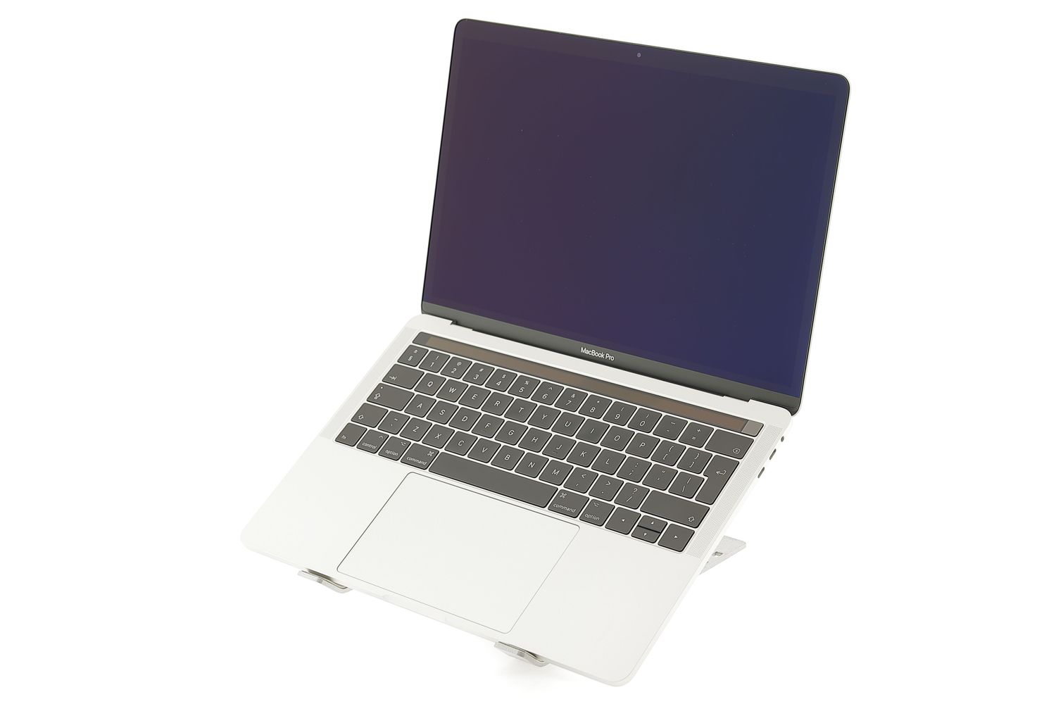Apple MacBook Pro 13″ Touch Bar 2017, i5 3.1 GHz, 8 GB, Intel Iris Plus Graphics 650 256 GB Silver - Újszerű