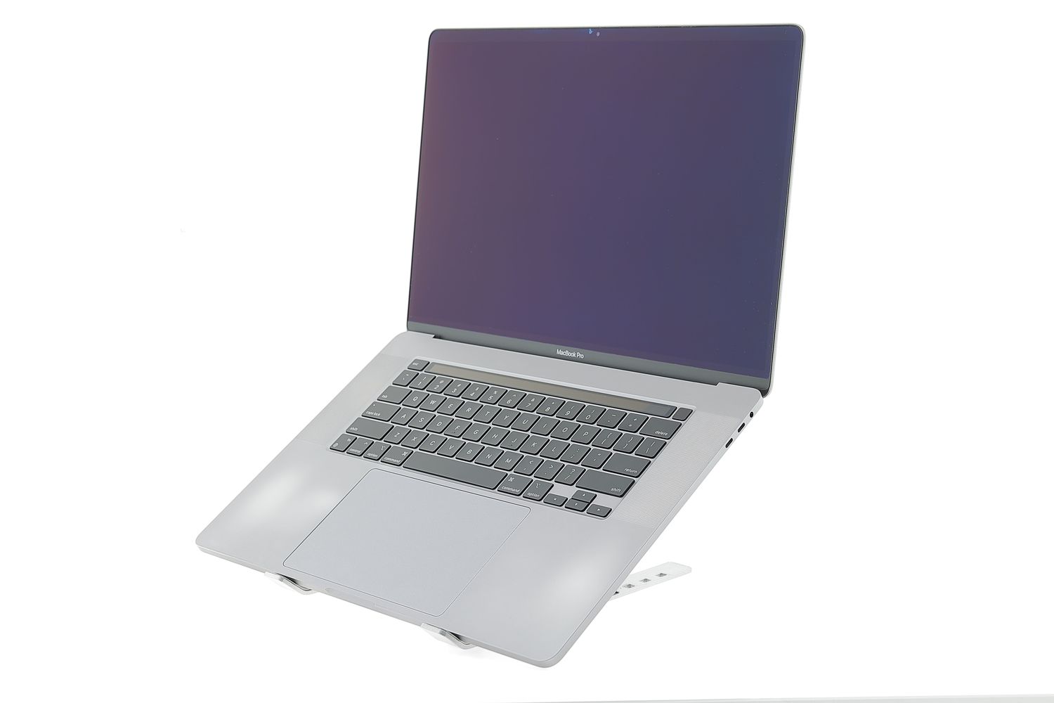 Apple MacBook Pro 16″ Touch Bar 2019, i9 2.3 GHz, 32 GB, AMD Radeon Pro 5500M 1 TB Space Gray - Excelent
