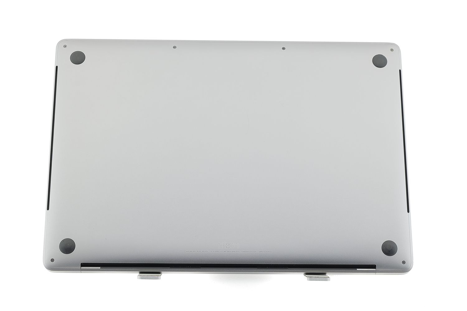 Apple MacBook Pro 15″ Touch Bar 2018, i7 2.2 GHz, 16 GB, AMD Radeon Pro 555X 256 GB Space Gray - Καλό