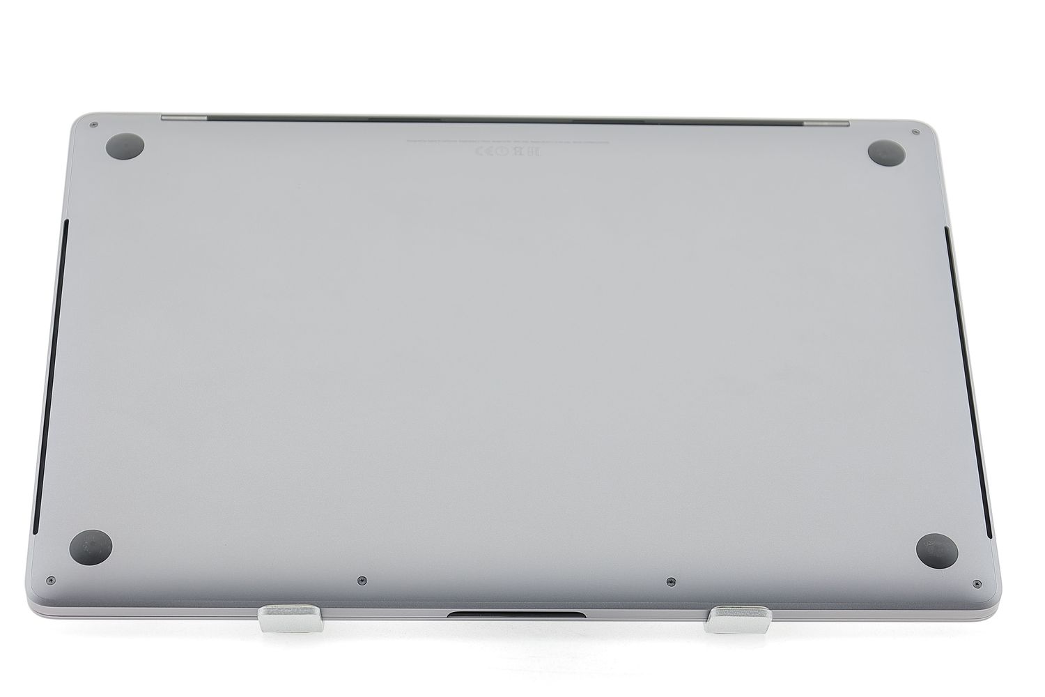 Apple MacBook Pro 15″ Touch Bar 2017, i7 2.9 GHz, 16 GB, AMD Radeon Pro 560 512 GB Space Gray - Újszerű