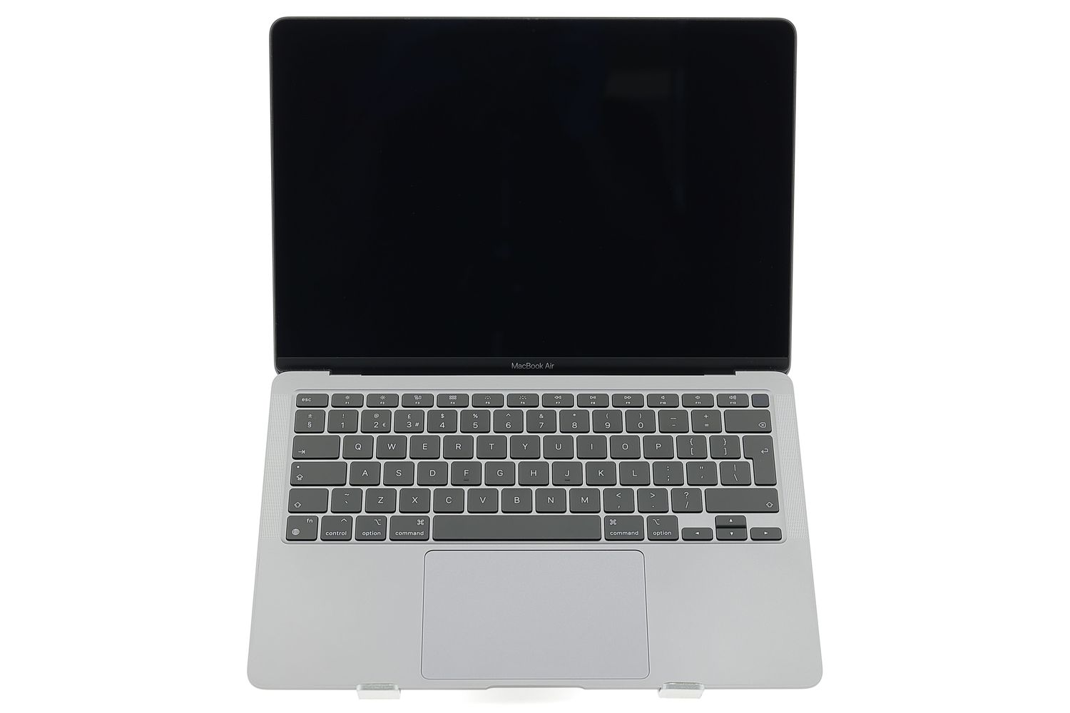 Apple MacBook Air 13″ 2020, i3 1.1 GHz, 8 GB, Intel Iris Plus 256 GB Space Gray - Excelent