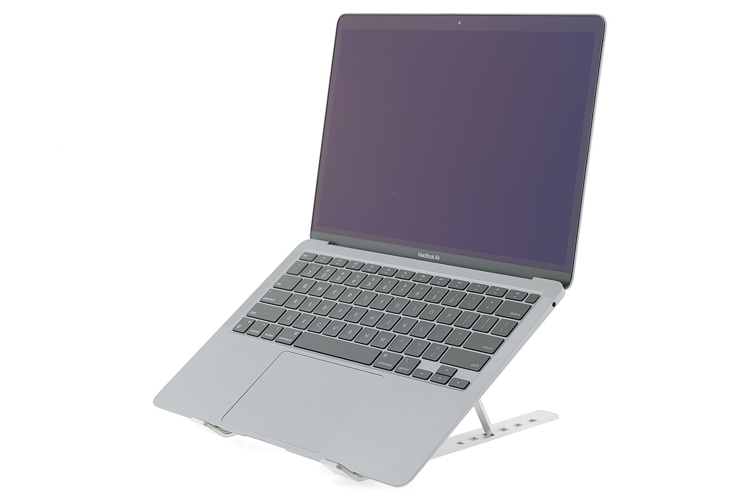 Apple MacBook Air 13″ 2020, M1 8 Cores, 8 GB, 7 core GPU 256 GB Space Gray - Kiváló