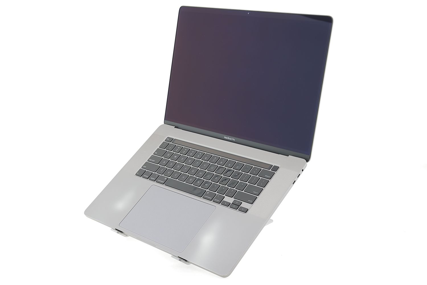 Apple MacBook Pro 16″ Touch Bar 2019, i7 2.6 GHz, 16 GB, AMD