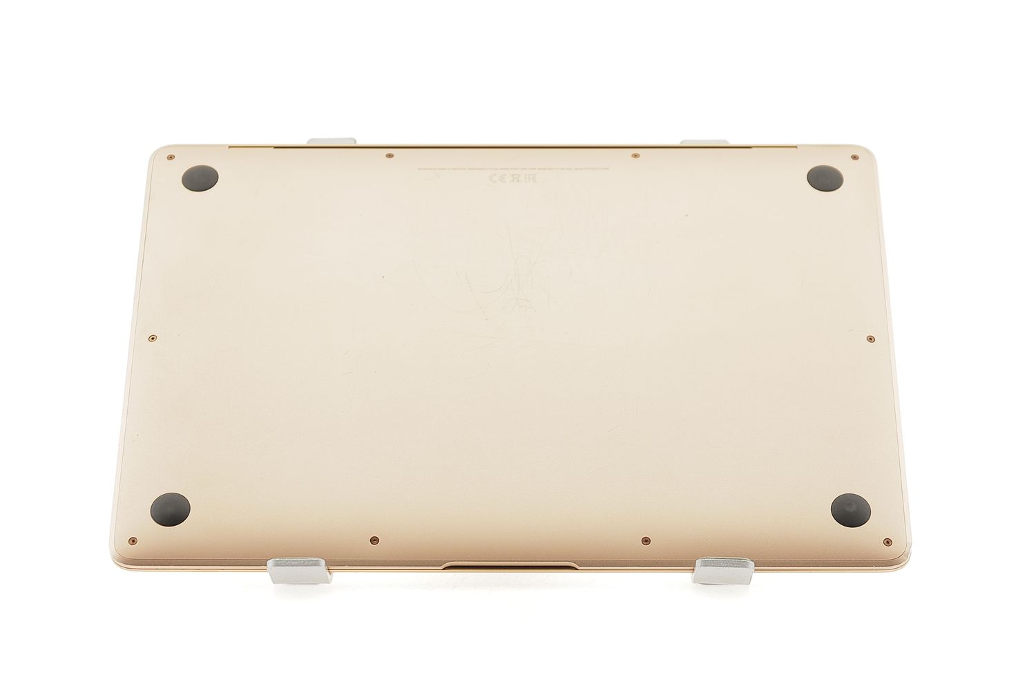 Apple MacBook Air 13″ 2019, i5 1.6 GHz, 8 GB, Intel UHD Graphics 617 256 GB Gold - Много добро
