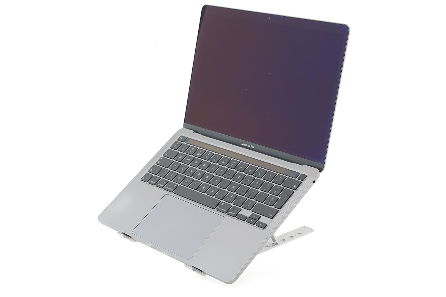 Apple MacBook Pro 13″ Touch Bar 2020, i5 1.4 GHz, 8 GB, Intel Iris Plus Graphics 645 256 GB Space Gray - Nagyon jó