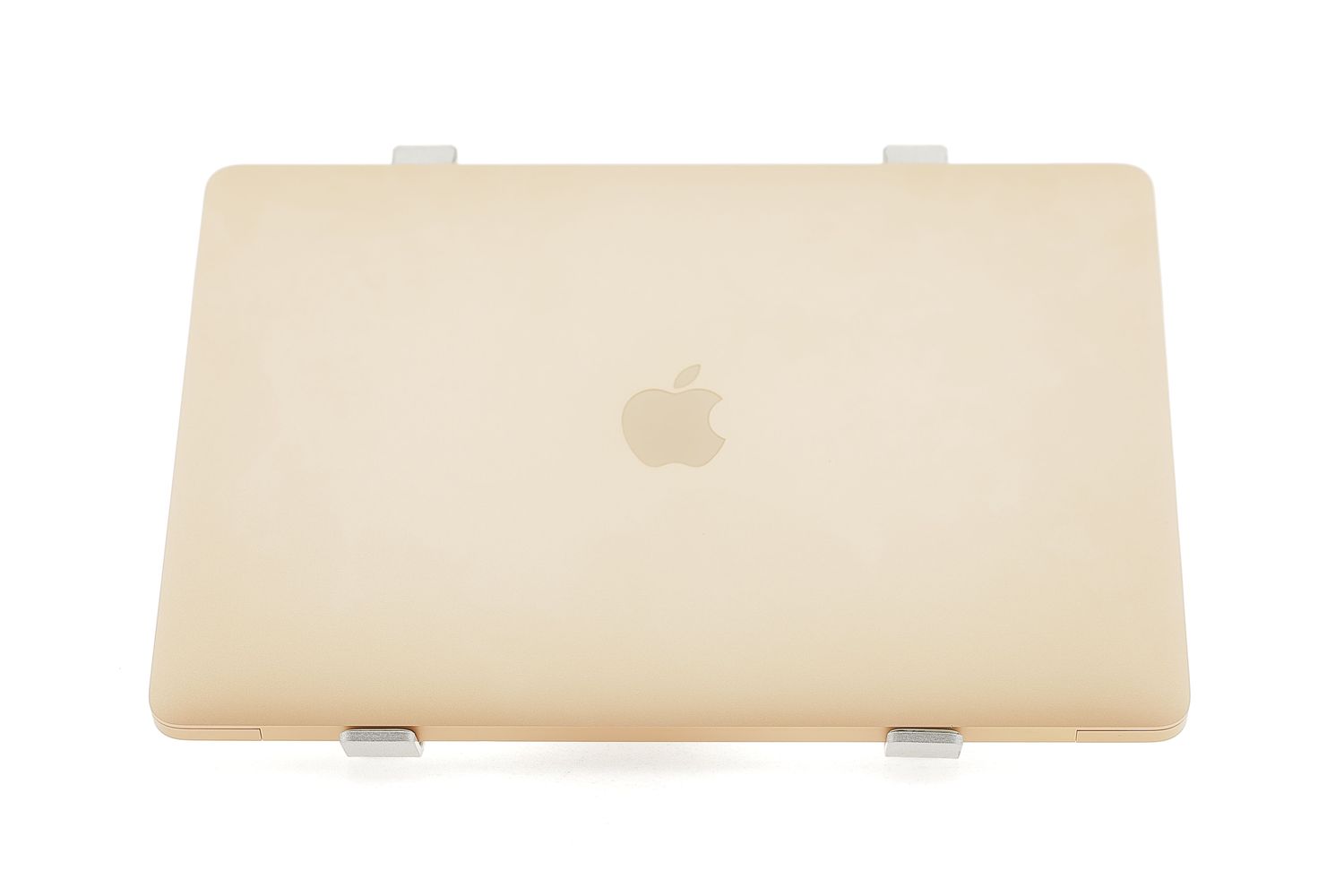 Apple MacBook Air 13″ 2020, i5 1.1 GHz, 8 GB, Intel Iris Plus 256 GB Gold - Като нов