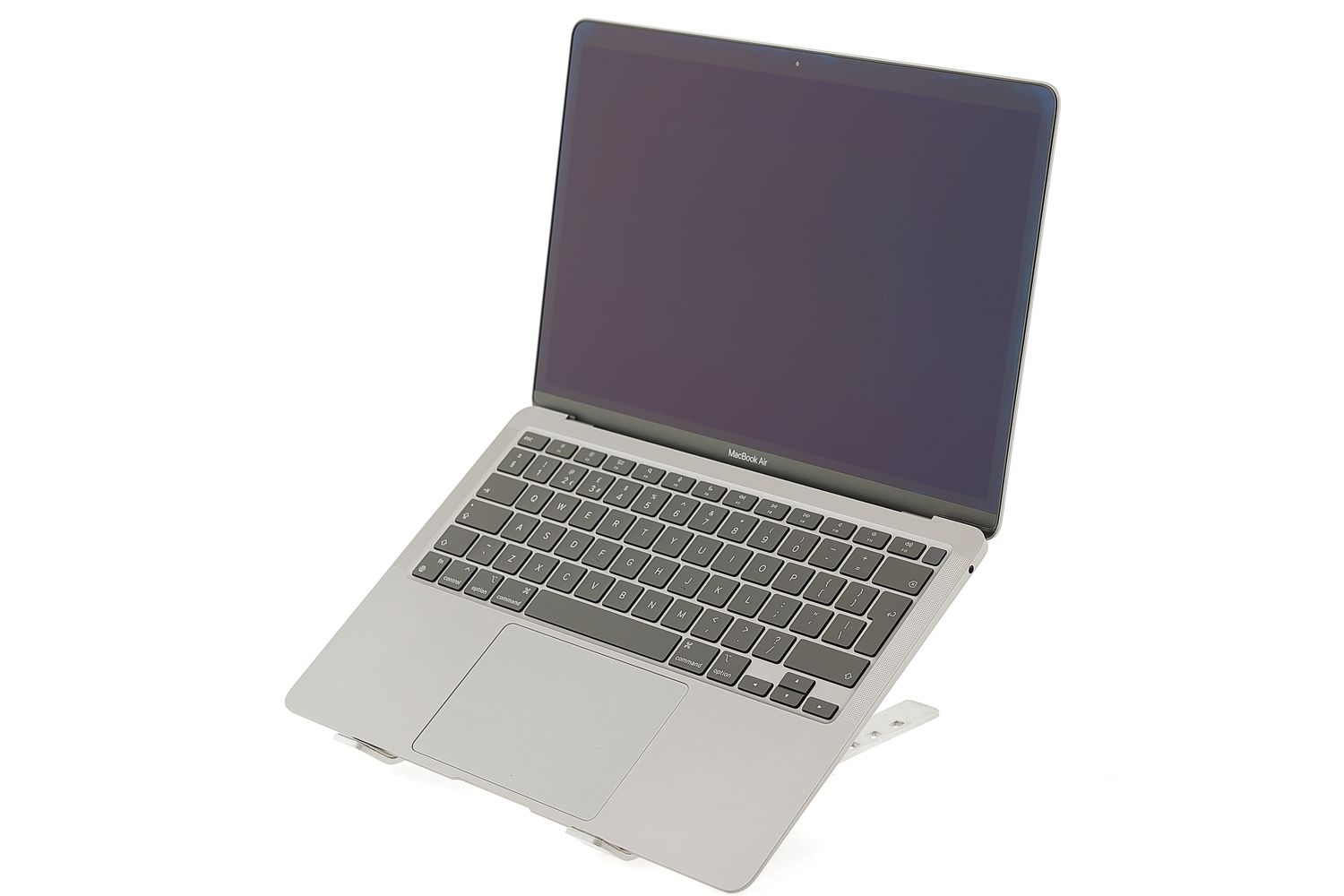 Apple MacBook Air 13″ 2020, i3 1.1 GHz, 8 GB, Intel Iris Plus 256 GB Space Gray - Като нов