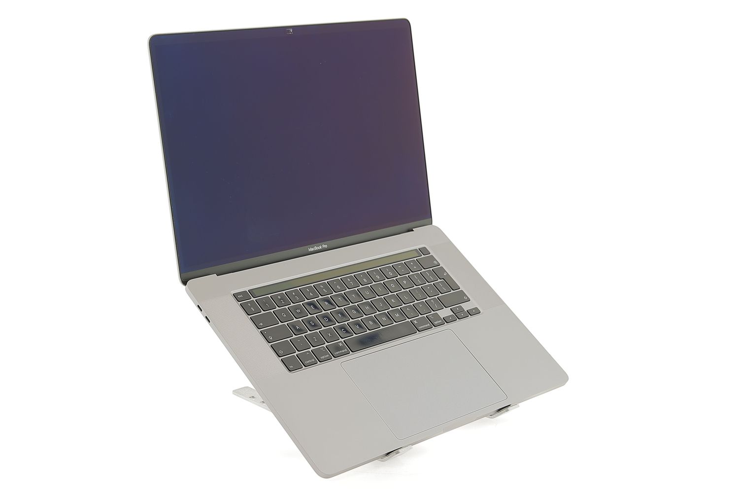 Apple MacBook Pro 16″ Touch Bar 2019, i7 2.6 GHz, 32 GB, AMD Radeon Pro 5300M 512 GB Space Gray - Foarte bun