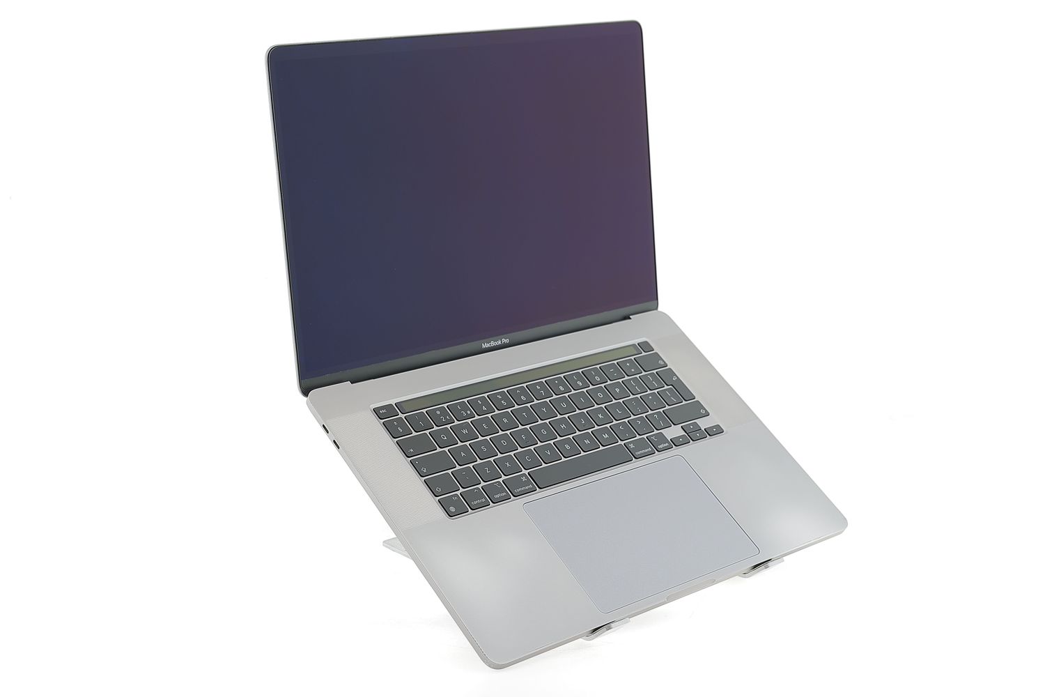 Apple MacBook Pro 16″ Touch Bar 2019, i9 2.3 GHz, 32 GB, AMD Radeon Pro 5500M 2 TB Space Gray - Nagyon jó