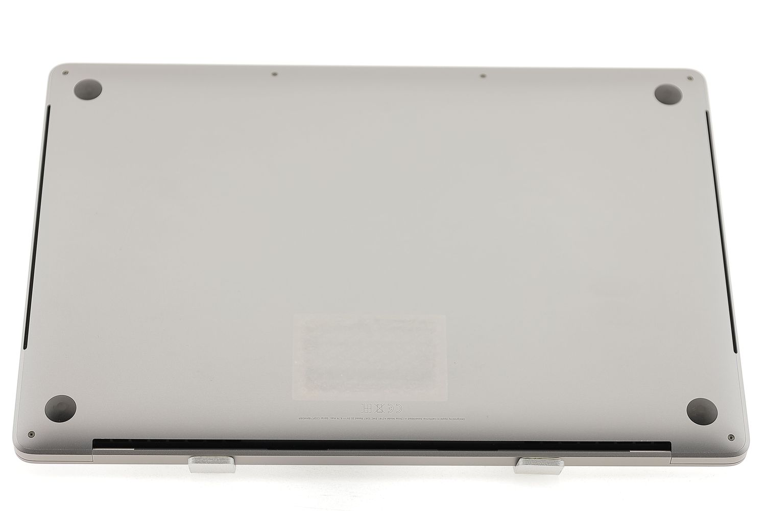 Apple MacBook Pro 16″ Touch Bar 2019, i7 2.6 GHz, 16 GB, AMD