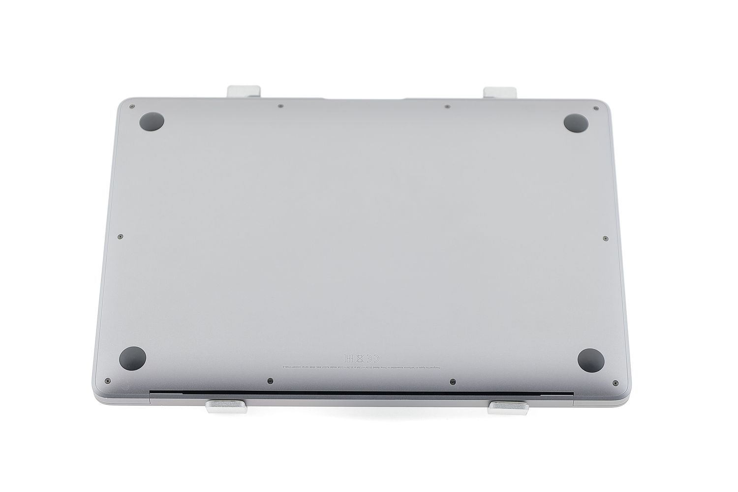 Apple MacBook Air 13″ 2020, M1 8 Cores, 8 GB, 7 core GPU, Space