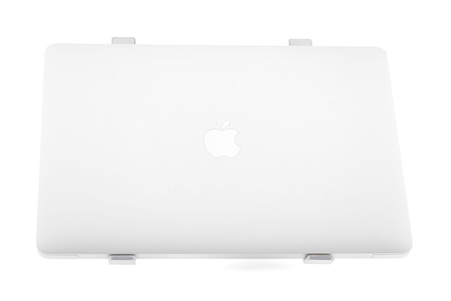 Apple MacBook Air 13″ 2020, M1 8 Cores, 8 GB, 8 core GPU 512 GB Silver