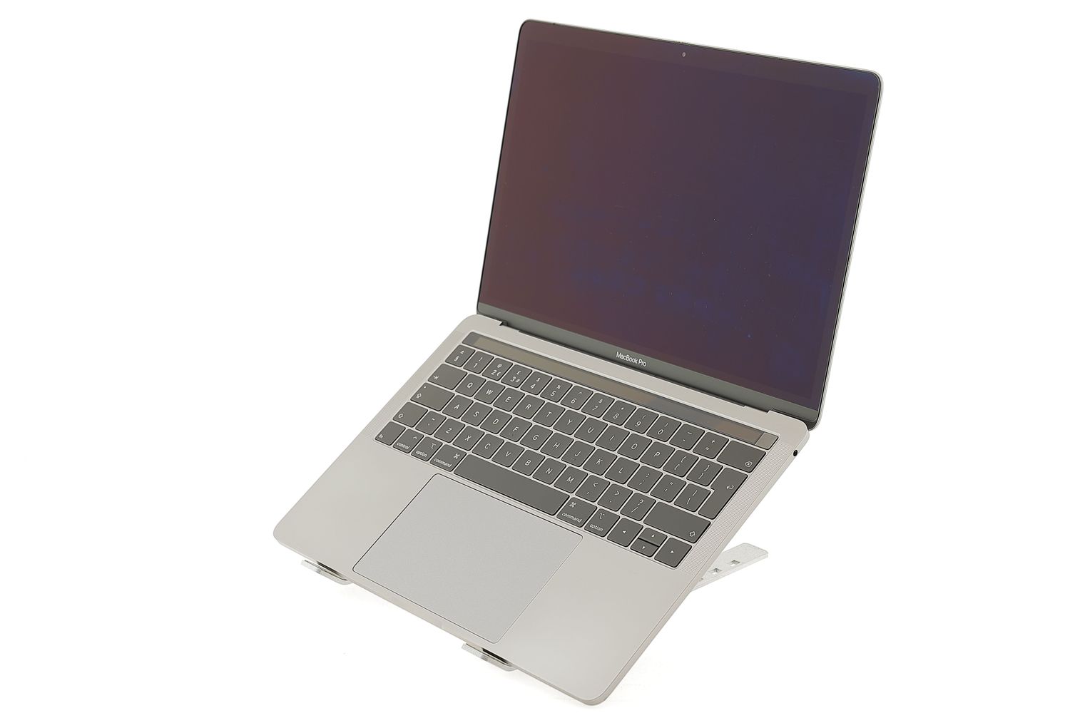 Apple MacBook Pro 13″ Touch Bar 2019, i5 1.4 GHz, 16 GB, Iris Plus Graphics 645 256 GB Space Gray - Nagyon jó