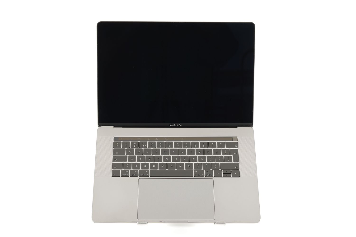 Apple MacBook Pro 15″ Touch Bar 2019, i7 2.6 GHz, 16 GB, AMD Radeon Pro 555X 256 GB Space Gray - Nagyon jó