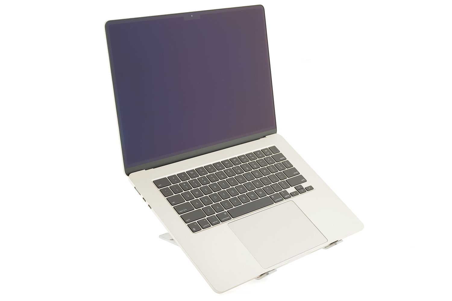 Apple MacBook Air 15″ 2024, M3 8 Cores, 24 GB, 10 core GPU 2 TB Starlight