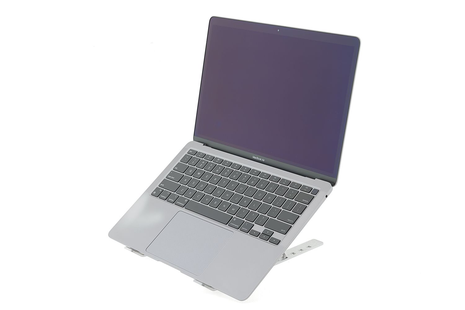 Apple MacBook Air 13″ 2020, M1 8 Cores, 8 GB, 8 core GPU 512 GB Space Gray - Много добро