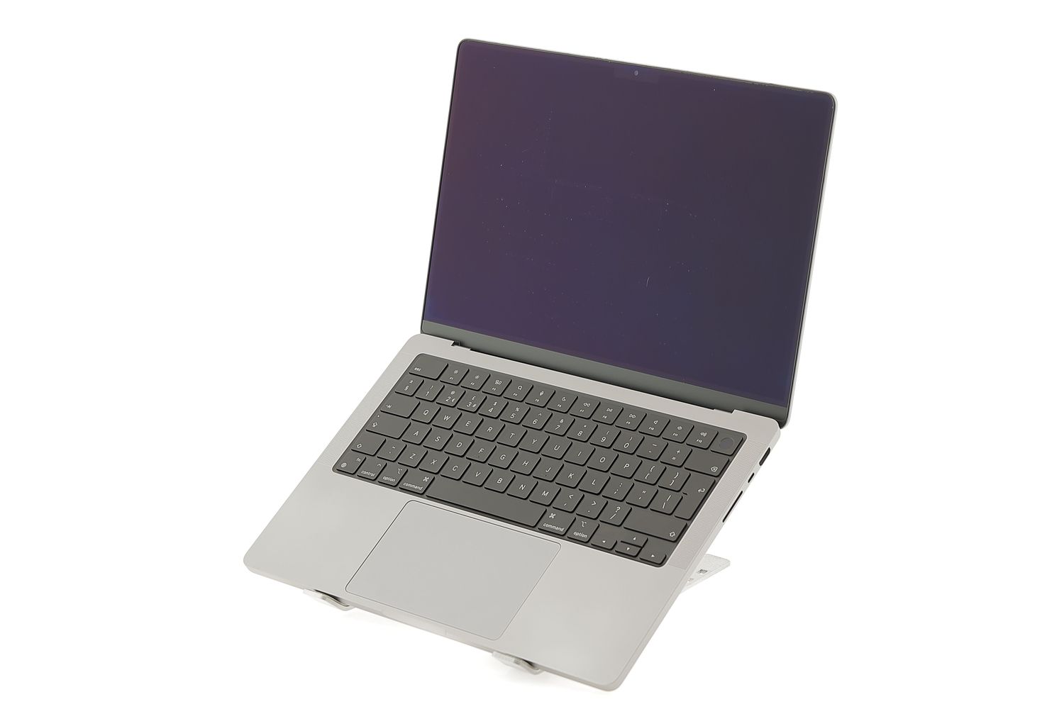 Apple MacBook Pro 14″ 2023, M2 Pro 10 Cores, 16 GB, 16 core GPU 512 GB Space Gray - Много добро