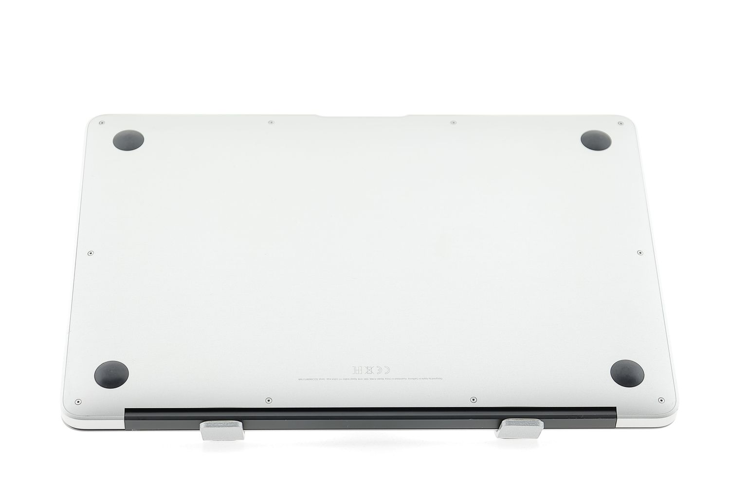 Apple MacBook Air 13″ 2017, i5 1.8 GHz, 8 GB, HD Graphics 6000 128 GB Silver - Като нов