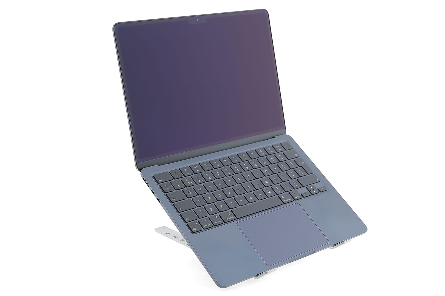 Apple MacBook Air 13″ 2024, M3 8 Cores, 8 GB, 10 core GPU 512 GB Midnight