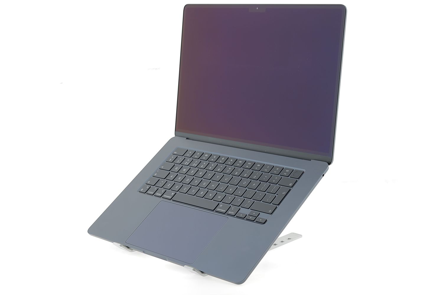 Apple MacBook Air 15″ 2023, M2 8 Cores, 8 GB, 10 core GPU 256 GB Midnight - Отлично