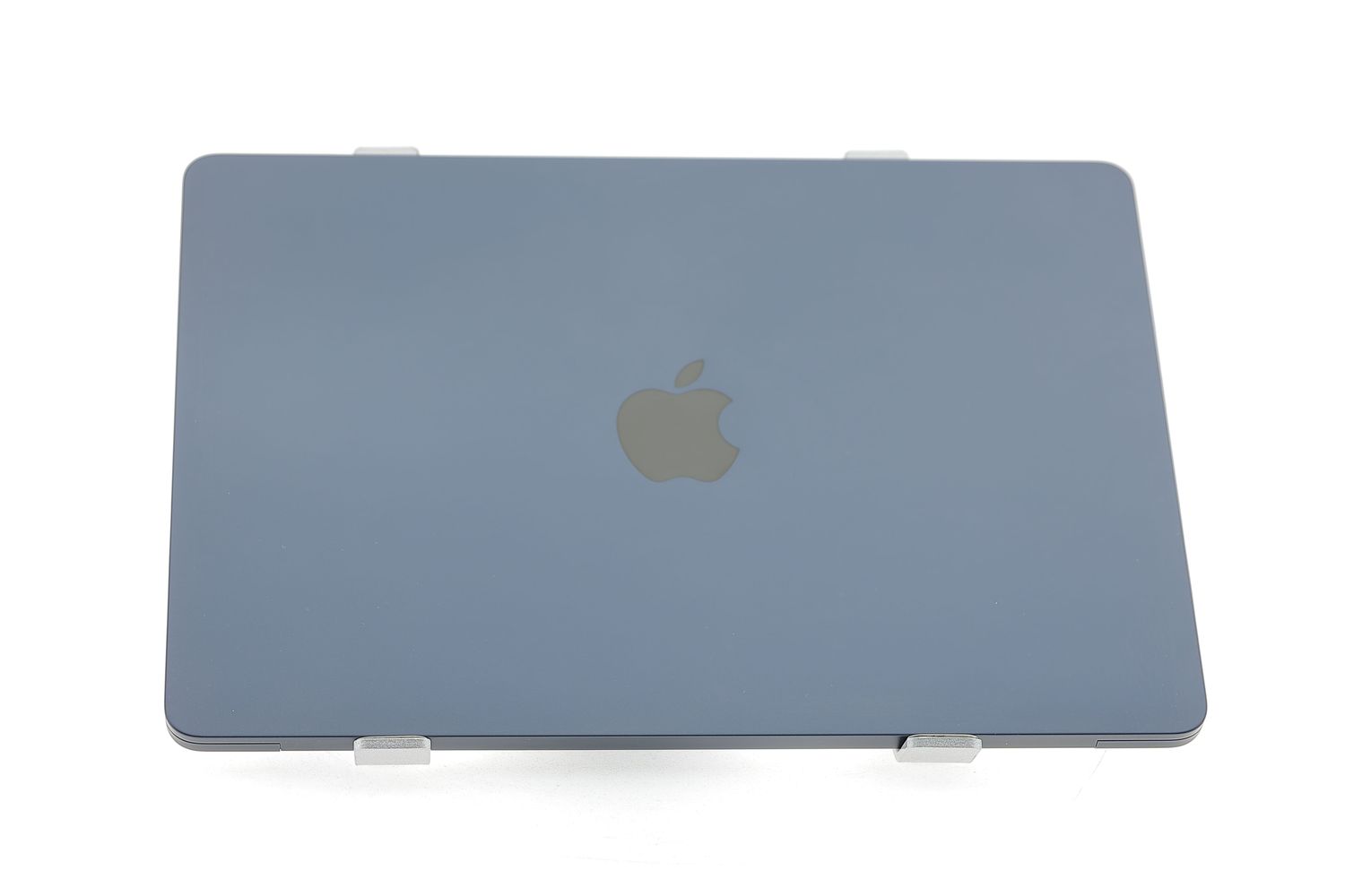 Apple MacBook Air 13″ 2024, M3 8 Cores, 8 GB, 10 core GPU 256 GB Midnight - Като нов