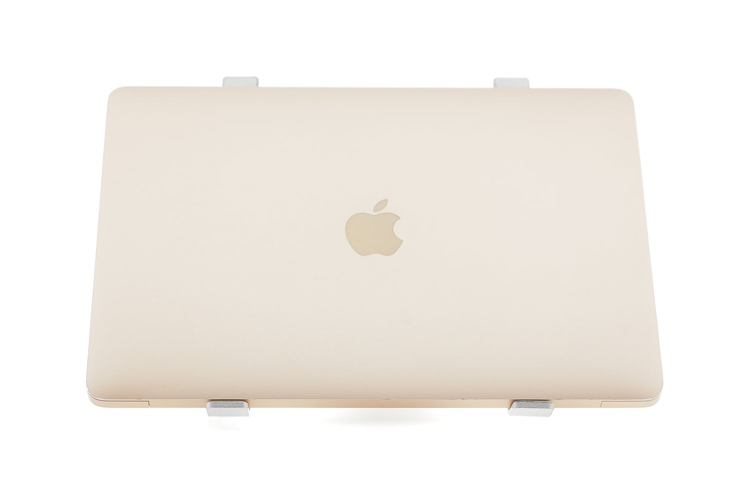 Apple MacBook Air 13″ 2020, M1 8 Cores, 8 GB, 7 core GPU 256 GB Gold - Отлично
