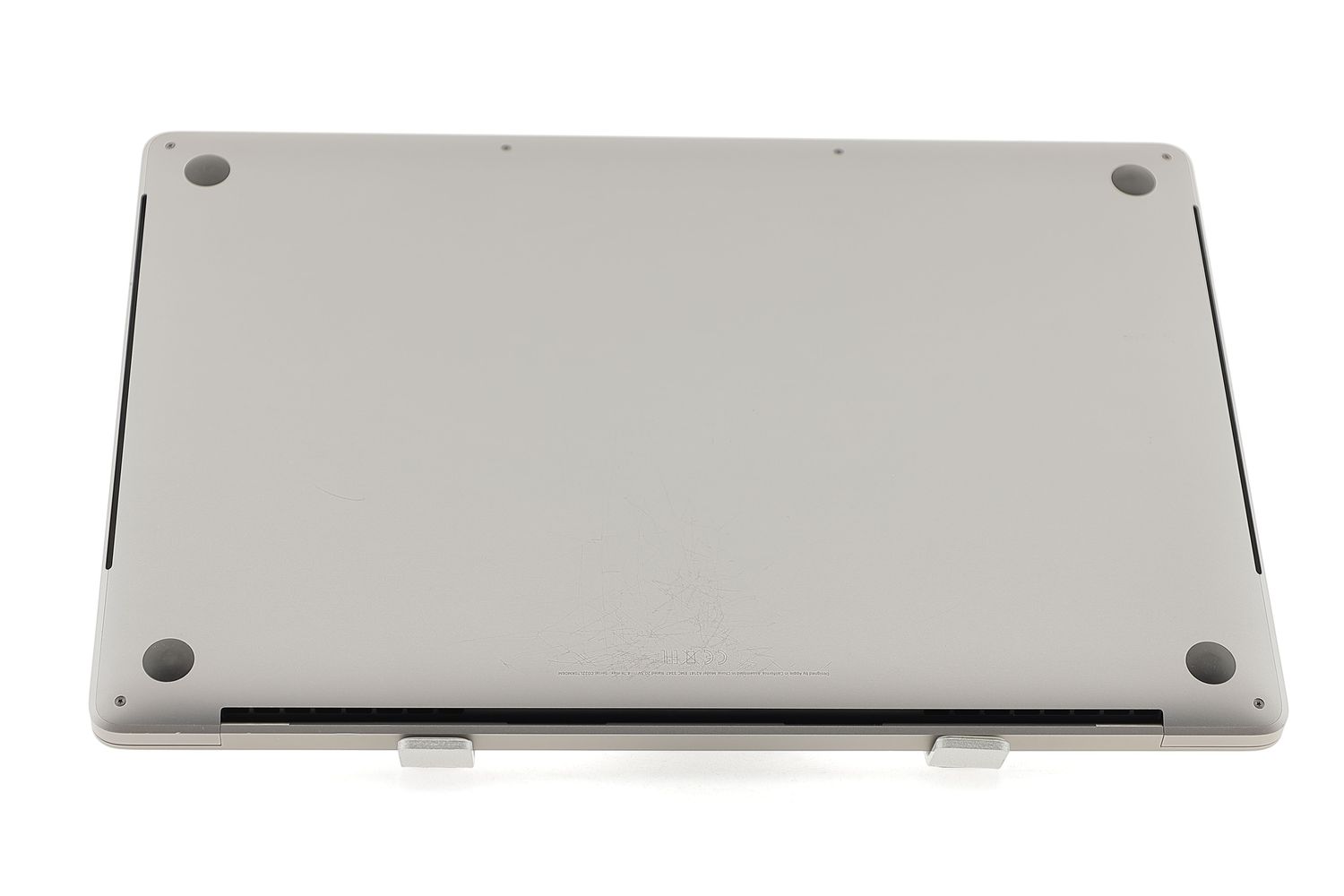 Apple MacBook Pro 16″ Touch Bar 2019, i7 2.6 GHz, 16 GB, AMD Radeon Pro 5300M 512 GB Space Gray - Kiváló