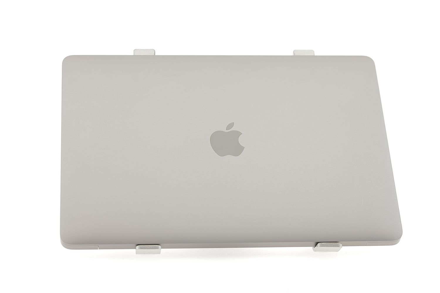 Apple MacBook Air 13″ 2020, M1 8 Cores, 8 GB, 7 core GPU 256 GB Space Gray - Като нов