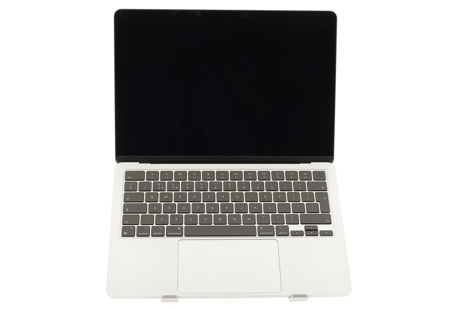 Apple MacBook Air 13″ 2024, M3 8 Cores, 8 GB, 8 core GPU 256 GB Silver - Kiváló