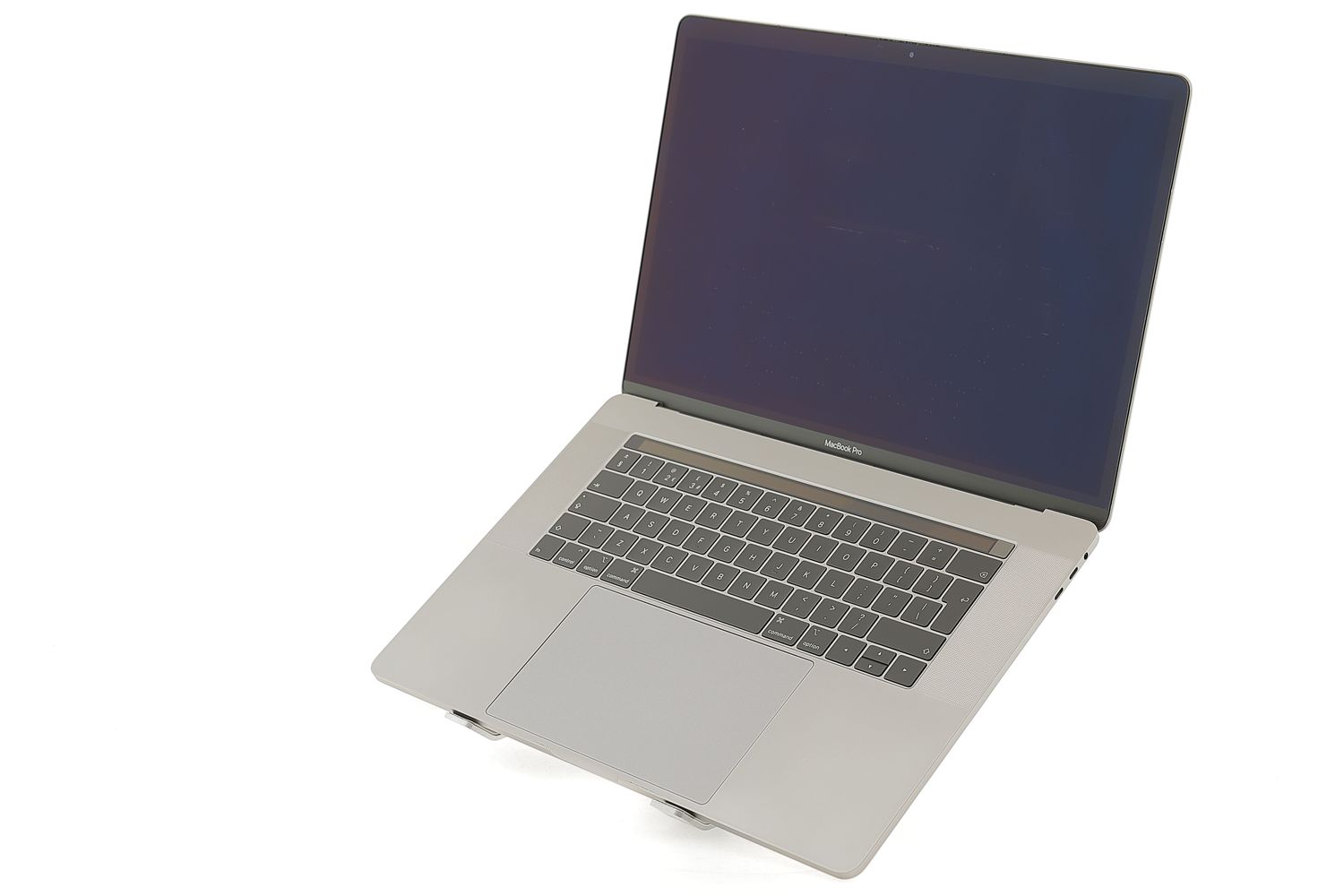 Apple MacBook Pro 15″ Touch Bar 2019, i9 2.3 GHz, 16 GB, AMD Radeon Pro 560X 512 GB Space Gray - Много добро