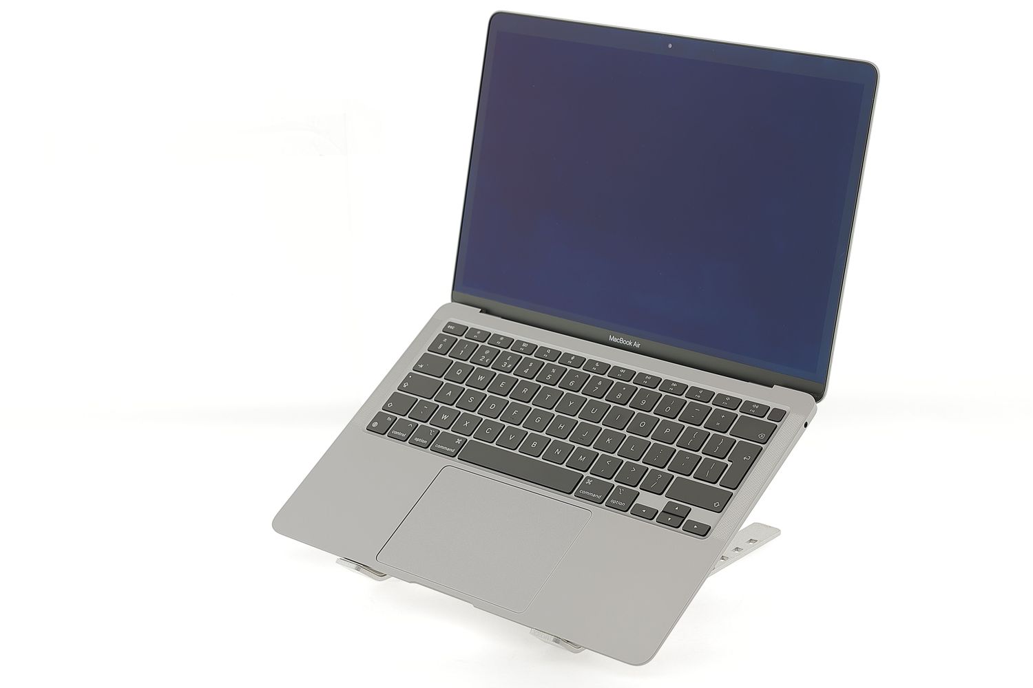 Apple MacBook Air 13″ 2020, M1 8 Cores, 8 GB, 8 core GPU 512 GB Space Gray - Ca nou
