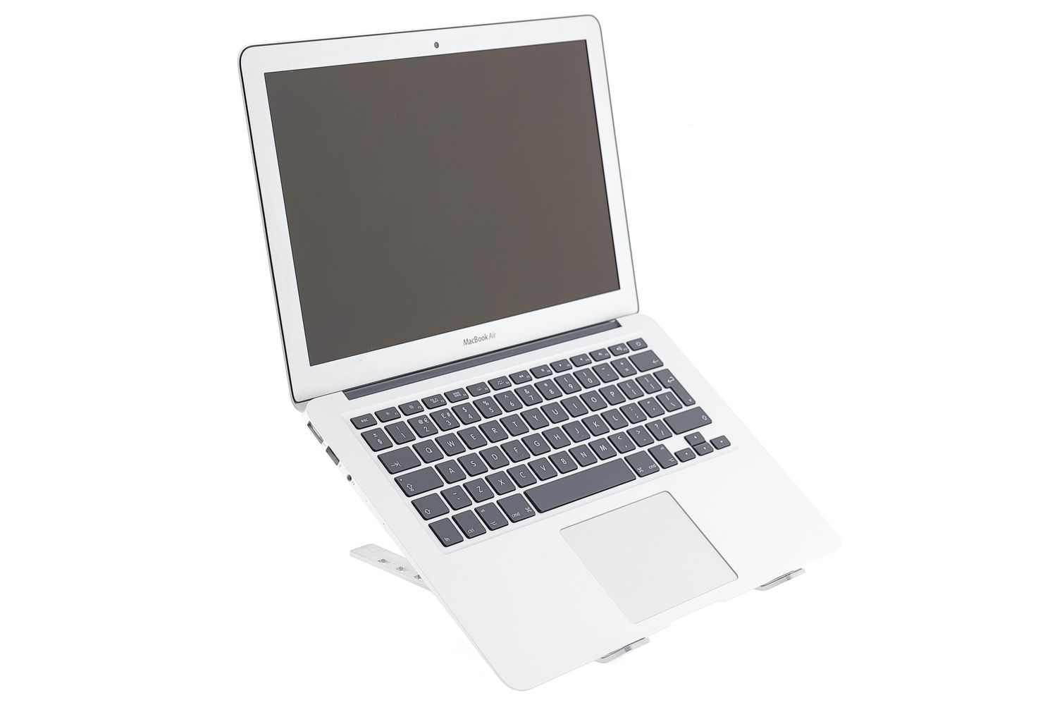 Apple MacBook Air 13″ 2017, i5 1.8 GHz, 8 GB, HD Graphics 6000 128 GB Silver