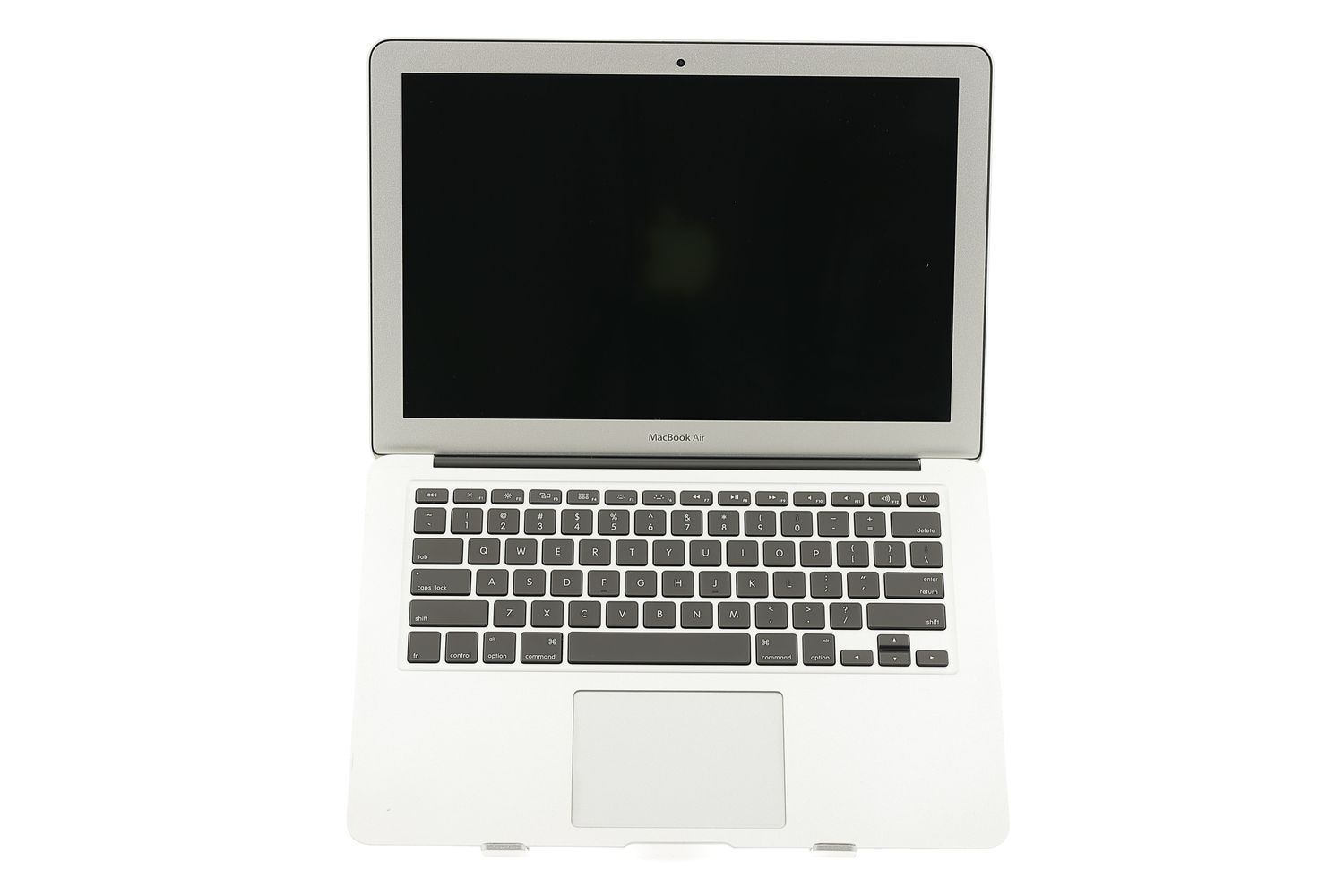 Apple MacBook Air 13″ 2017, i5 1.8 GHz, 8 GB, HD Graphics 6000 128 GB Silver - Много добро