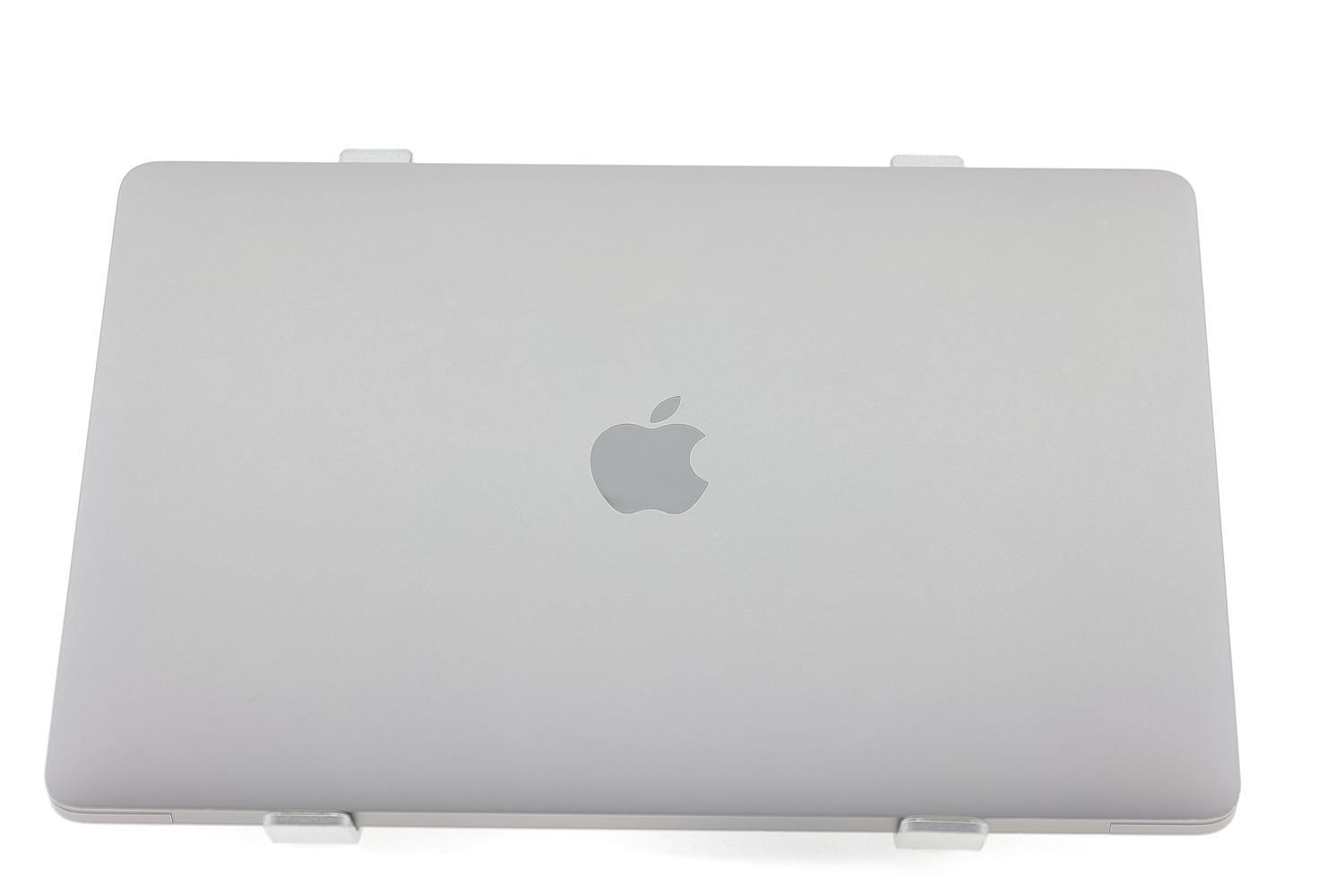 Apple MacBook Pro 13″ Touch Bar 2019, i7 2.8 GHz, 16 GB, Intel Iris Plus Graphics 655 256 GB Space Gray - Excelent