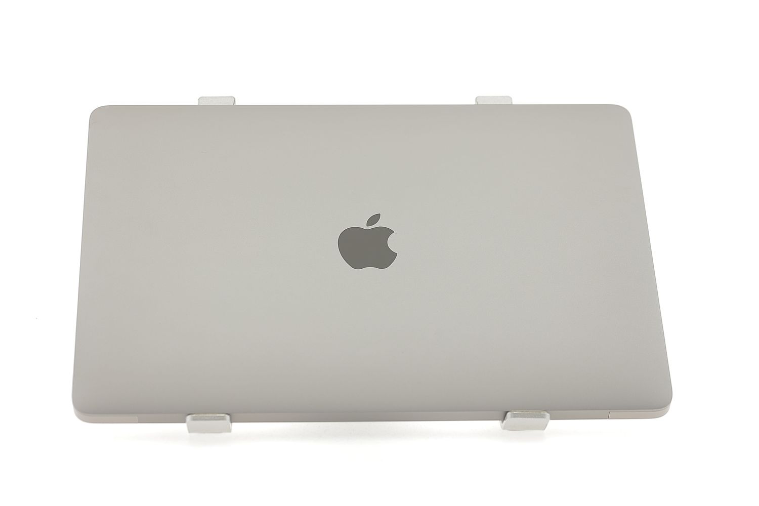 Apple MacBook Air 13″ 2020, i3 1.1 GHz, 8 GB, Intel Iris Plus