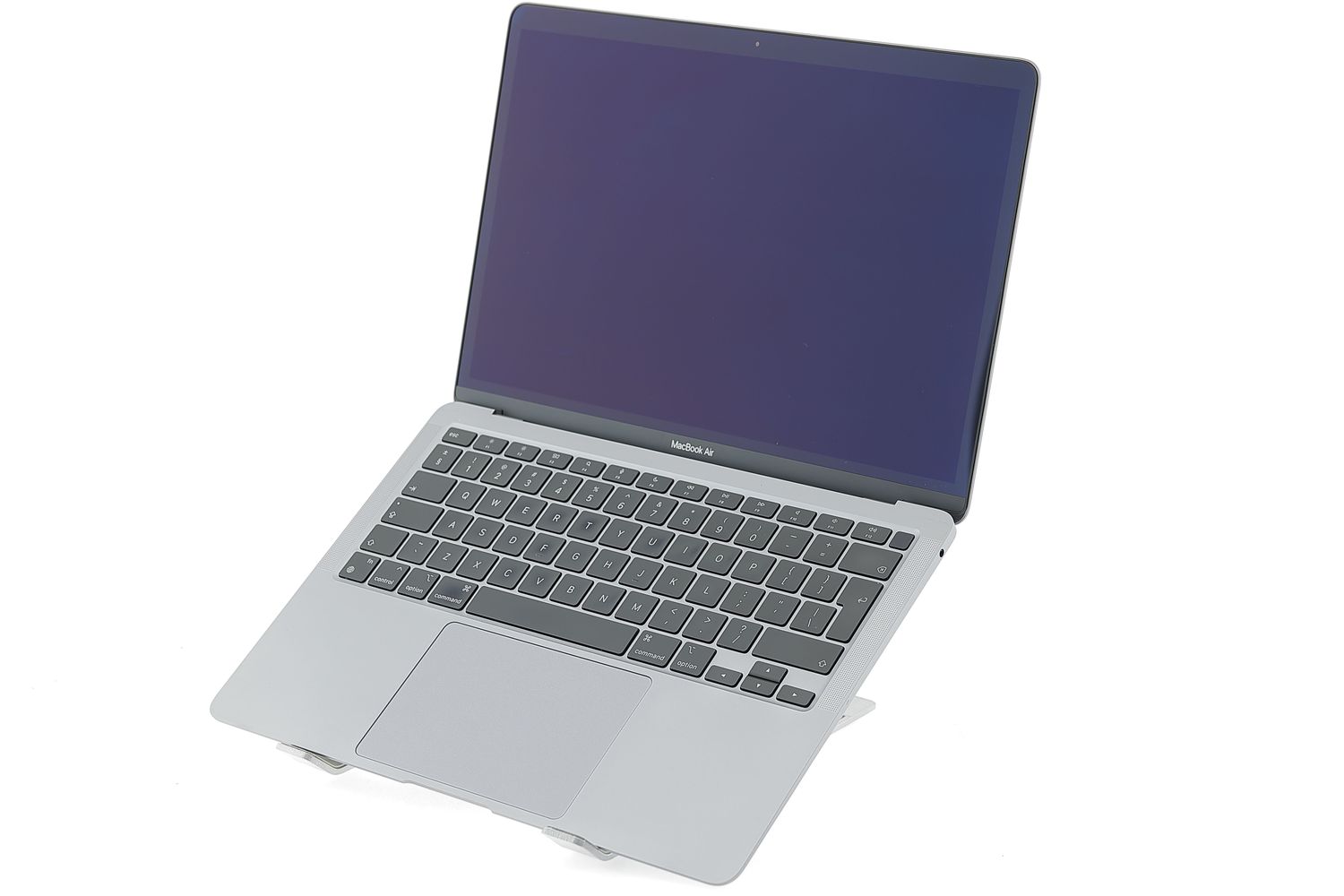 Apple MacBook Air 13″ 2020, M1 8 Cores, 8 GB, 7 core GPU 256 GB Space Gray - Újszerű