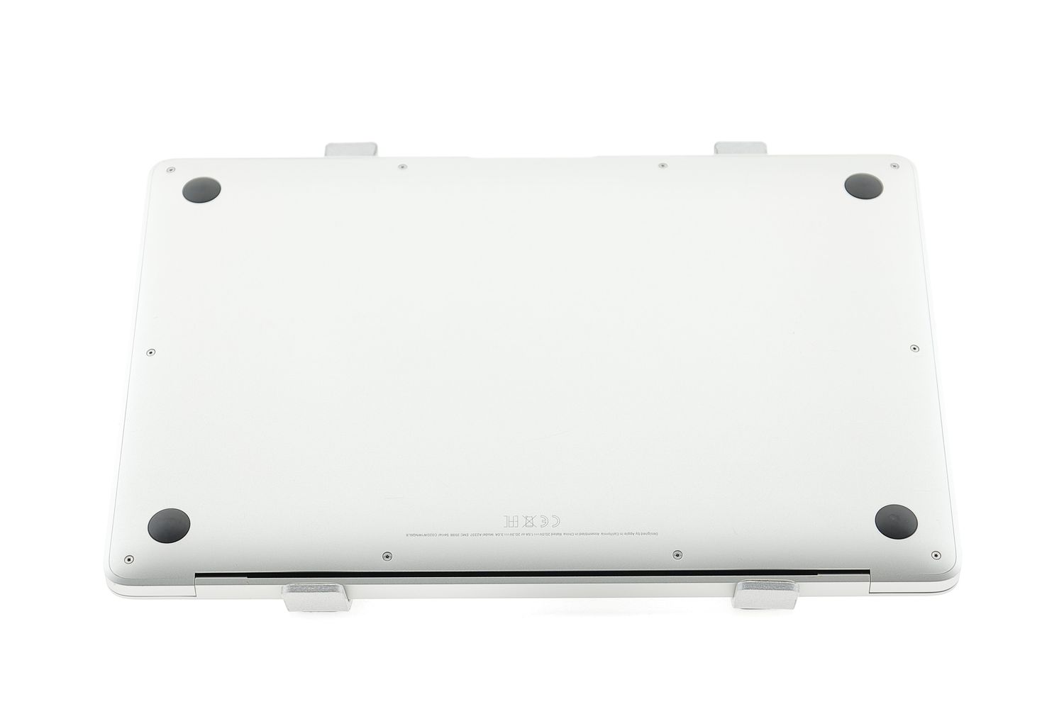 Apple MacBook Air 13″ 2020, M1 8 Cores, 8 GB, 8 core GPU 512 GB Silver - Nagyon jó