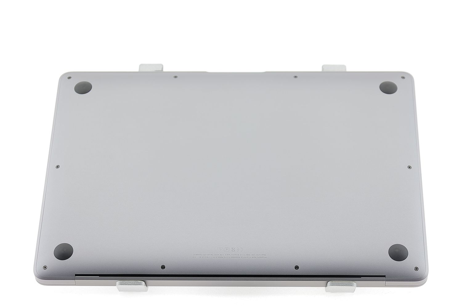 Apple MacBook Air 13″ 2020, M1 8 Cores, 8 GB, 8 core GPU 256 GB Space Gray - Ca nou