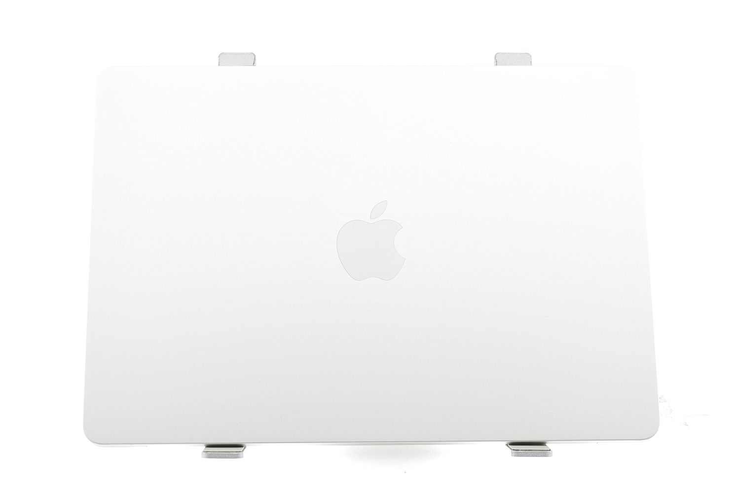 Apple MacBook Air 13″ 2022, M2 8 Cores, 8 GB, 10 core GPU 512 GB Silver - Много добро