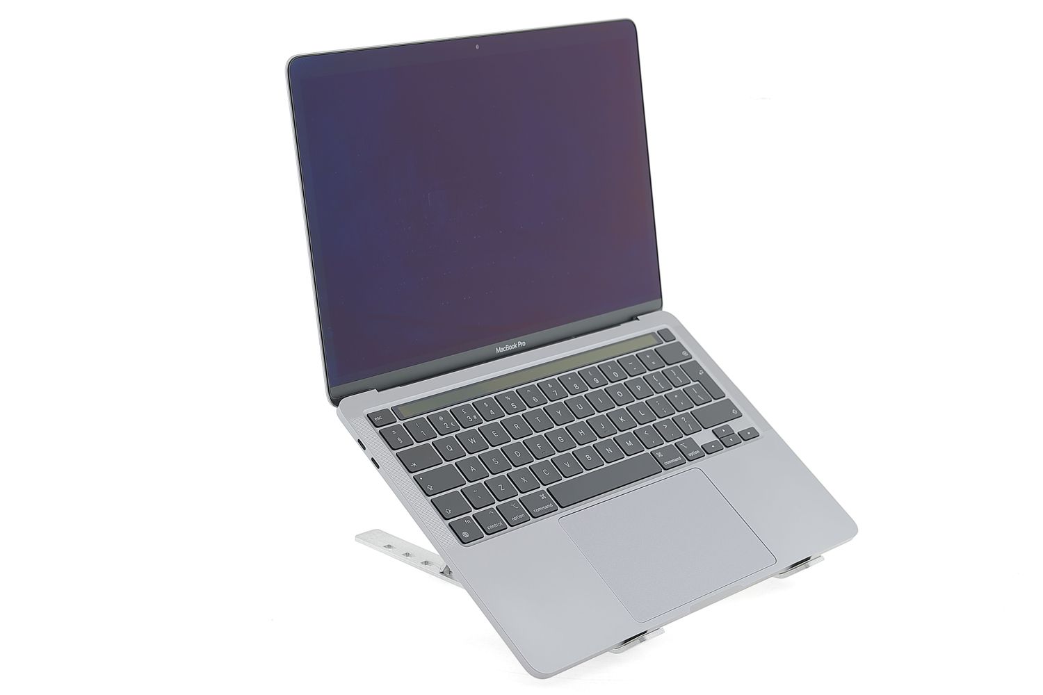 Apple MacBook Pro 13″ 2020, M1 8 Cores, 8 GB, 8 core GPU 512 GB Space Gray - Много добро