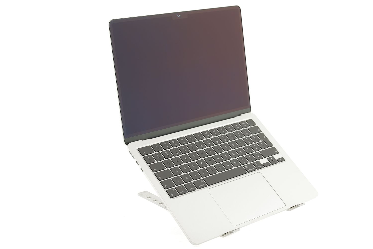 Apple MacBook Air 13″ 2024, M3 8 Cores, 8 GB, 8 core GPU 256 GB Silver - Excelent