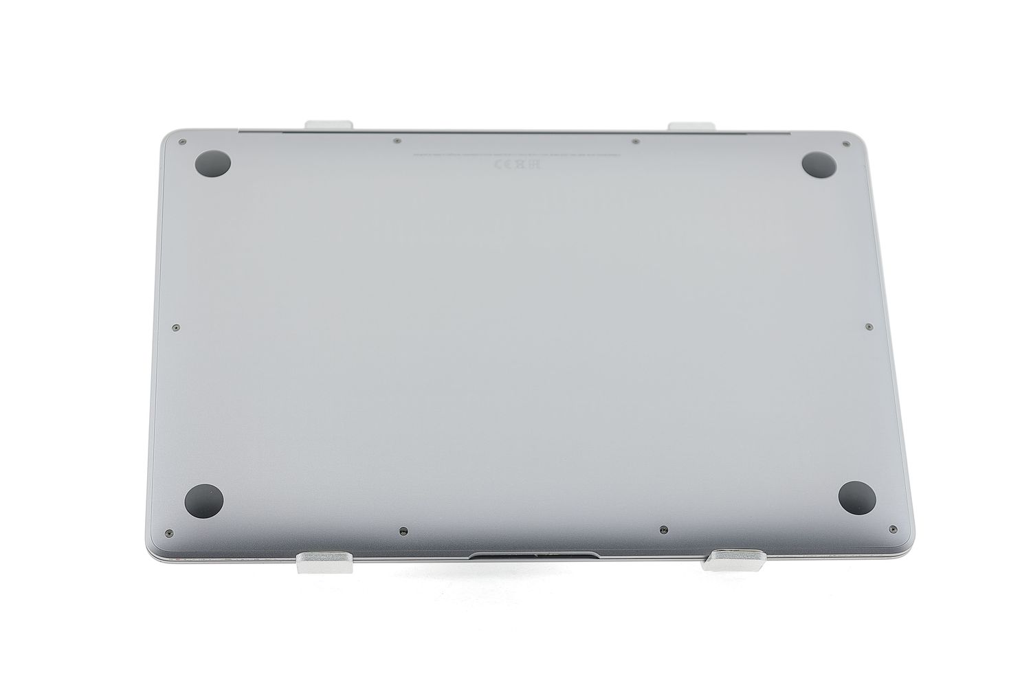 Apple MacBook Air 13″ 2020, M1 8 Cores, 8 GB, 7 core GPU 256 GB Space Gray - Ca nou