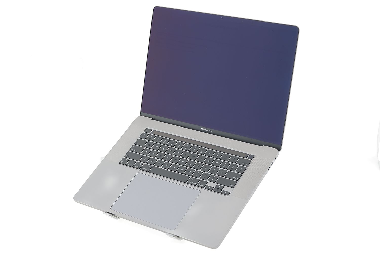 Apple MacBook Pro 16″ Touch Bar 2019, i7 2.6 GHz, 16 GB, AMD Radeon Pro 5300M 512 GB Space Gray